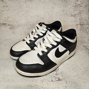 Nike Dunk Low "Panda" / Youth Size 2.5 / Black & White